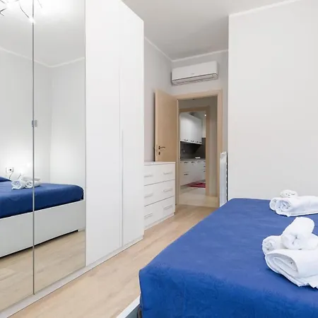 Modern Flat 250 Mt From The Sea -